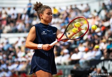 感谢郑钦文！保利尼2-0夺冠，最大功臣是郑钦文，高芙打假球吗？