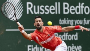 赛季红土首胜！德约直落两盘横扫过关，结束巡回赛3连败