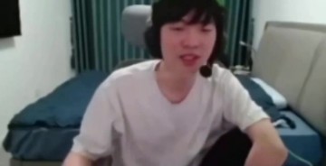 Cryin：今年T1感觉没啥戏 Doran遇到打不过的硬送 怎么跟Bin打啊