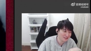 白色月牙:今年LNG这个阵容挺适合我的,这个赛季我还没去求职