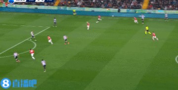 这球干脆!莱奥禁区线不停球打门得手,福法纳助攻